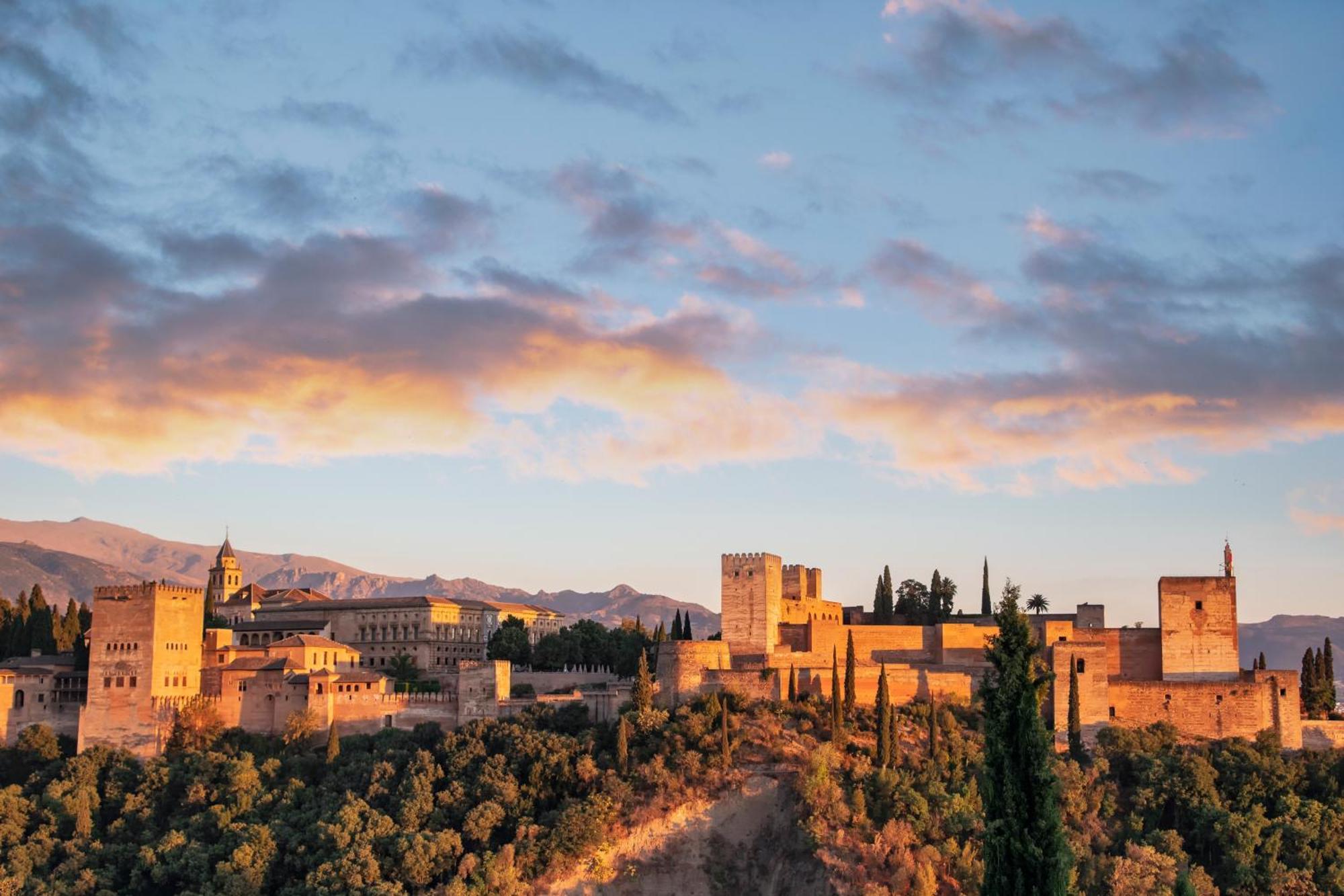 Apartment Sky Is Blue In Private Parking Included Granada